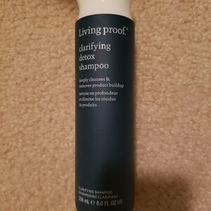 Living Proof Clarifying Detox Shampoo